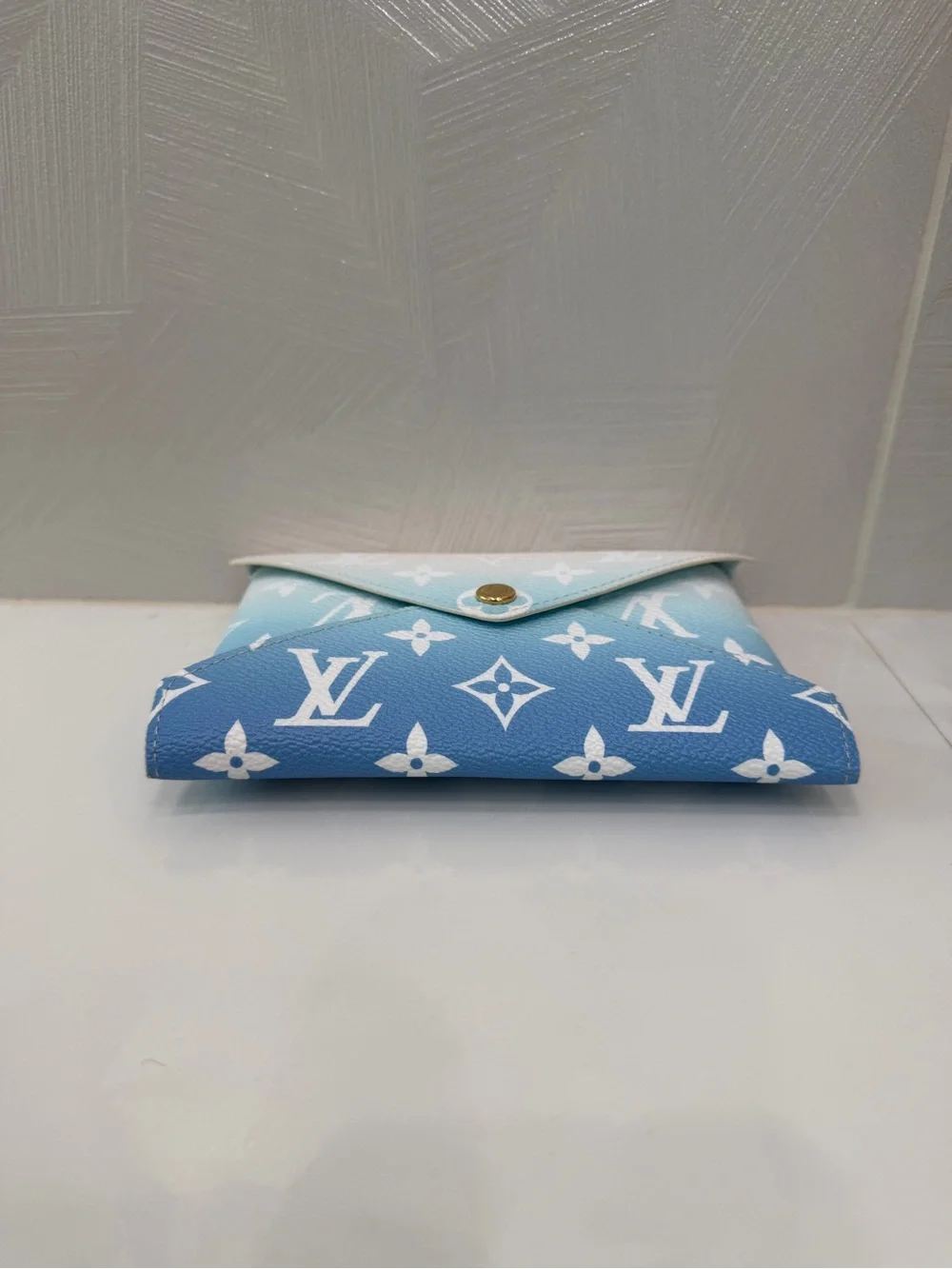 Louis Vuitton this set